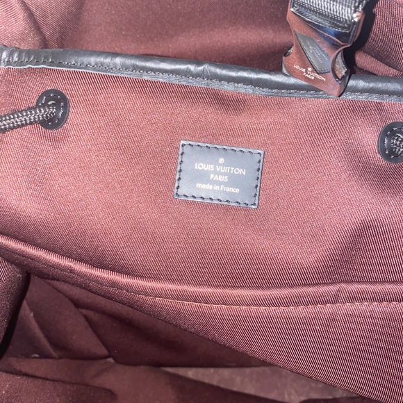 Louis Vuitton Men’s Backpack “zack” - Picture 6 of 12